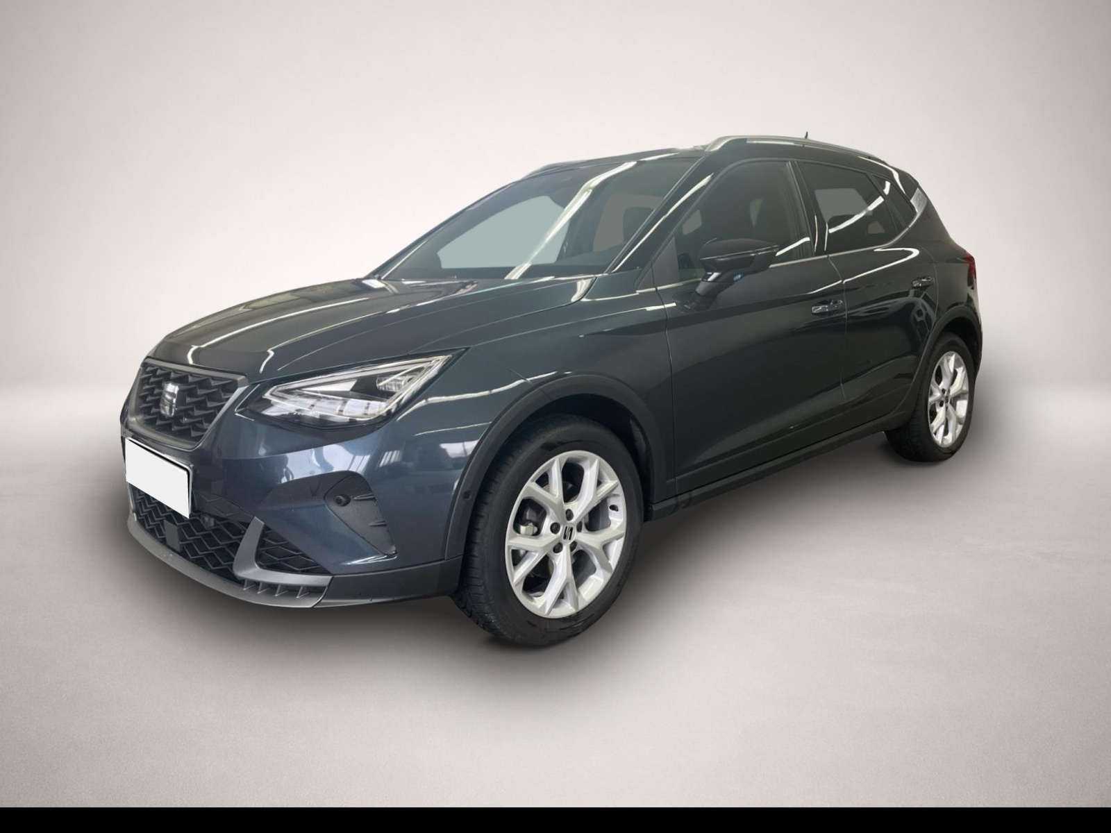 Fotografie Seat Arona 1.0 TSI AB197EUR FR NAVI REAR VIEW SHZ