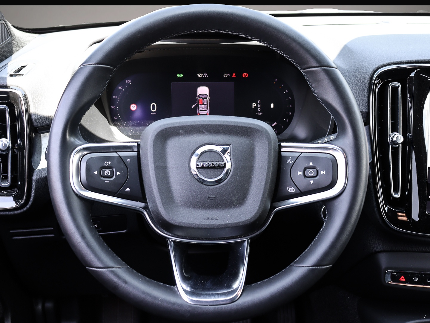 Bild 5 Volvo XC40 Core 2WD AHK Digitales Cockpit Soundsystem