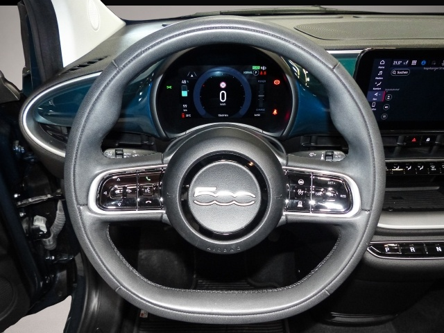 Bild 5 Fiat 500e Icon Navi Digitales Cockpit Memory Sitze Ap