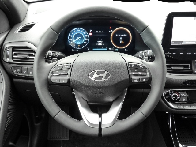Bild 4 Hyundai i30 Advantage Navi Digitales Cockpit LED Apple C