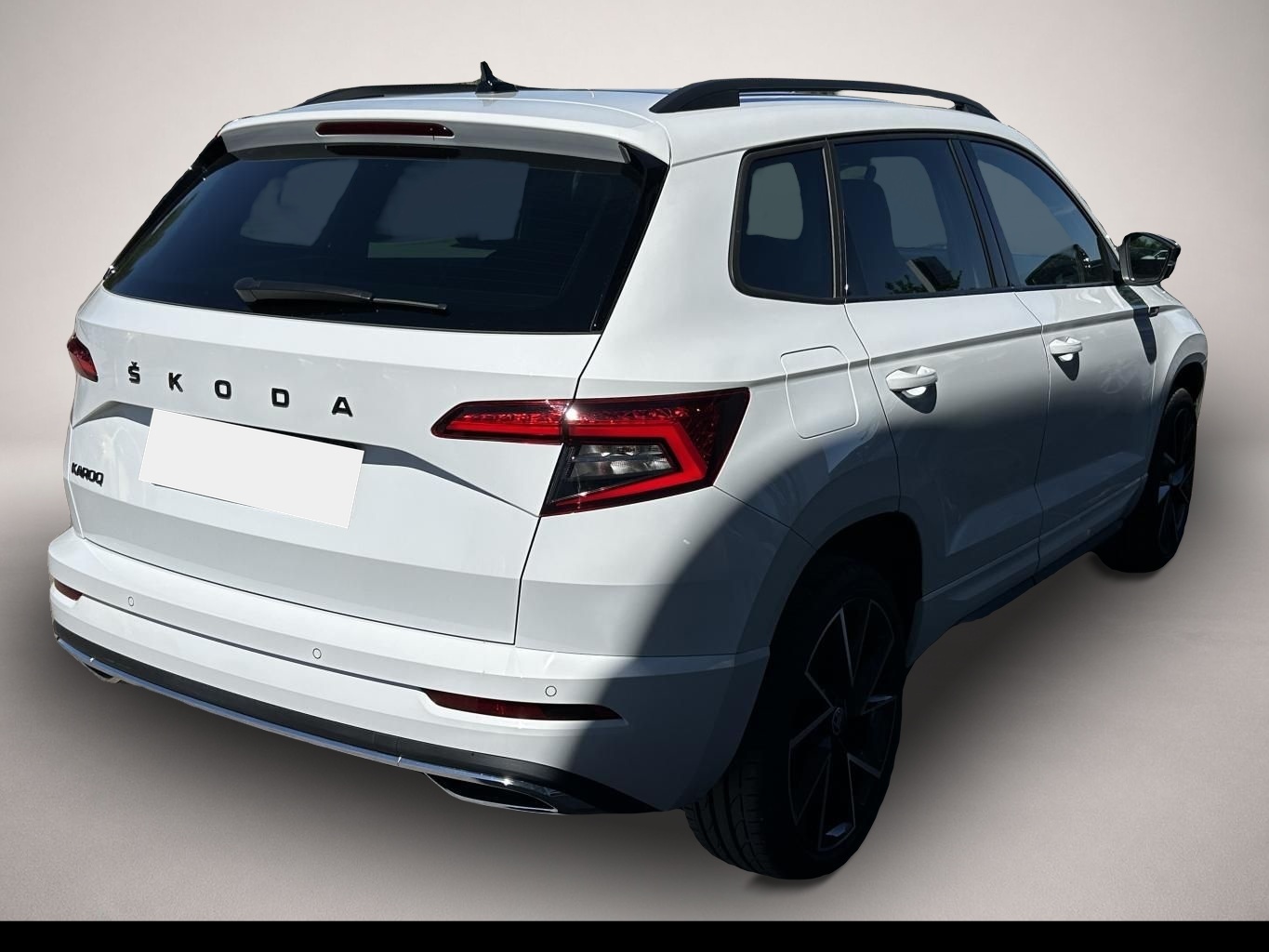 Bild 5 Skoda Karoq 1.5 TSI DSG Sportline PANORAMA+SMART-LINK+