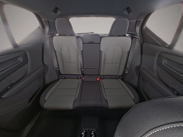 Bild 5 Volvo XC40 Plus Black Edition 2WD StandHZG Digitales C