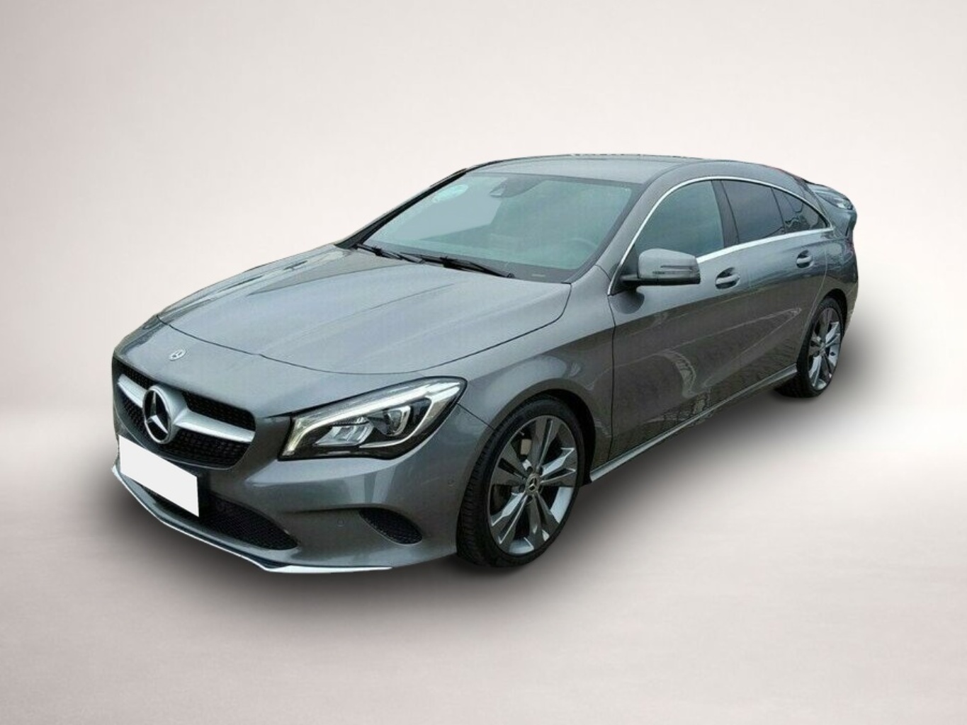 Fotografie 1 des Mercedes-Benz CLA 200 1.6 Shooting Brake Automatik...