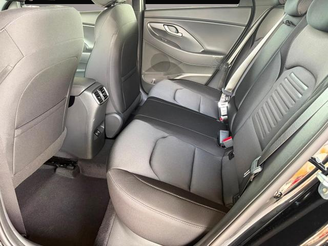Bild 5 Hyundai i30 Comfort Plus 1.0 TGDI DCT/ Navi / Sitz + Lenkra.