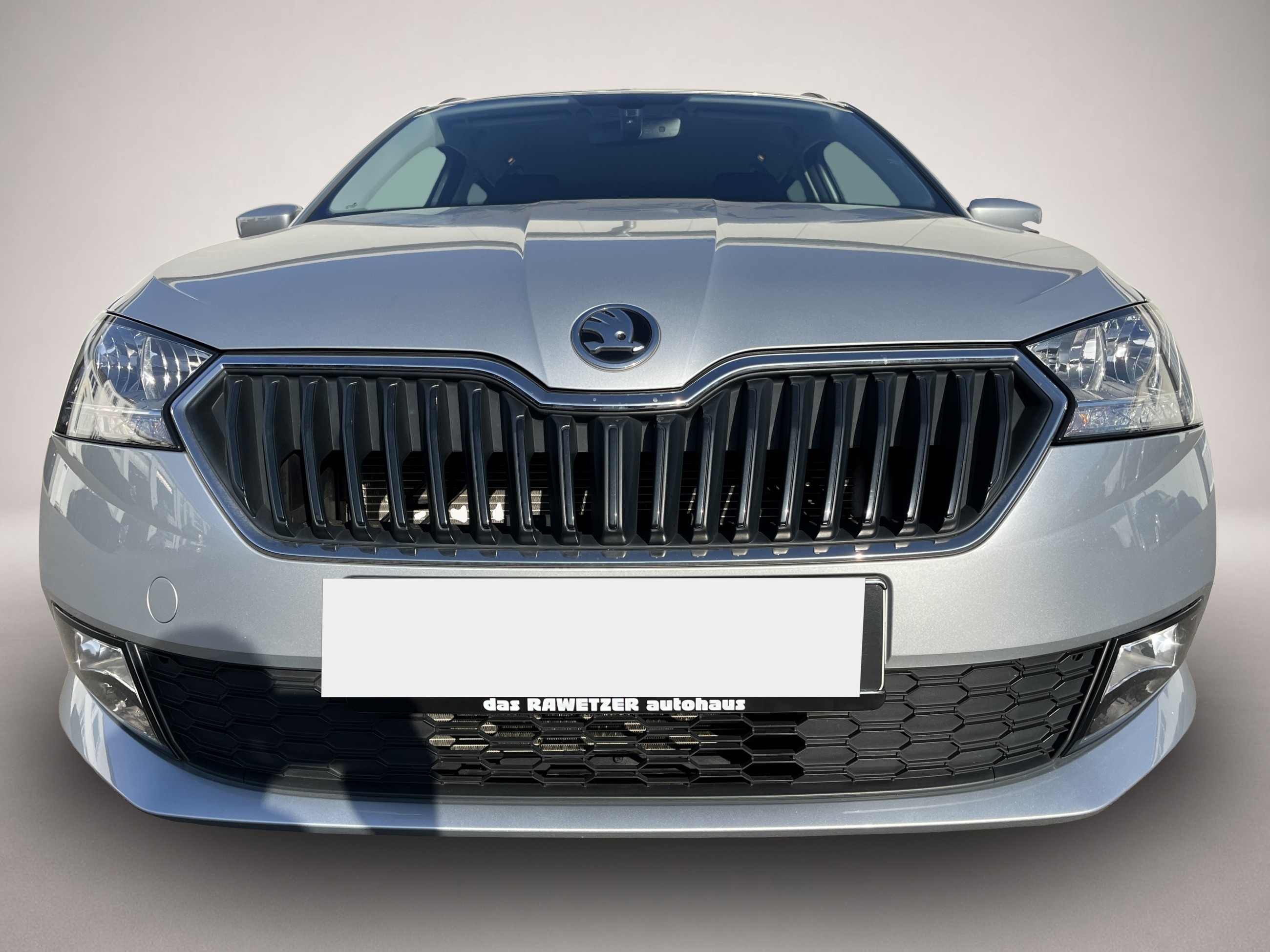Bild 3 Skoda Fabia Combi 1.0 TSI Ambition 104¤ m.20% Anz. PDC