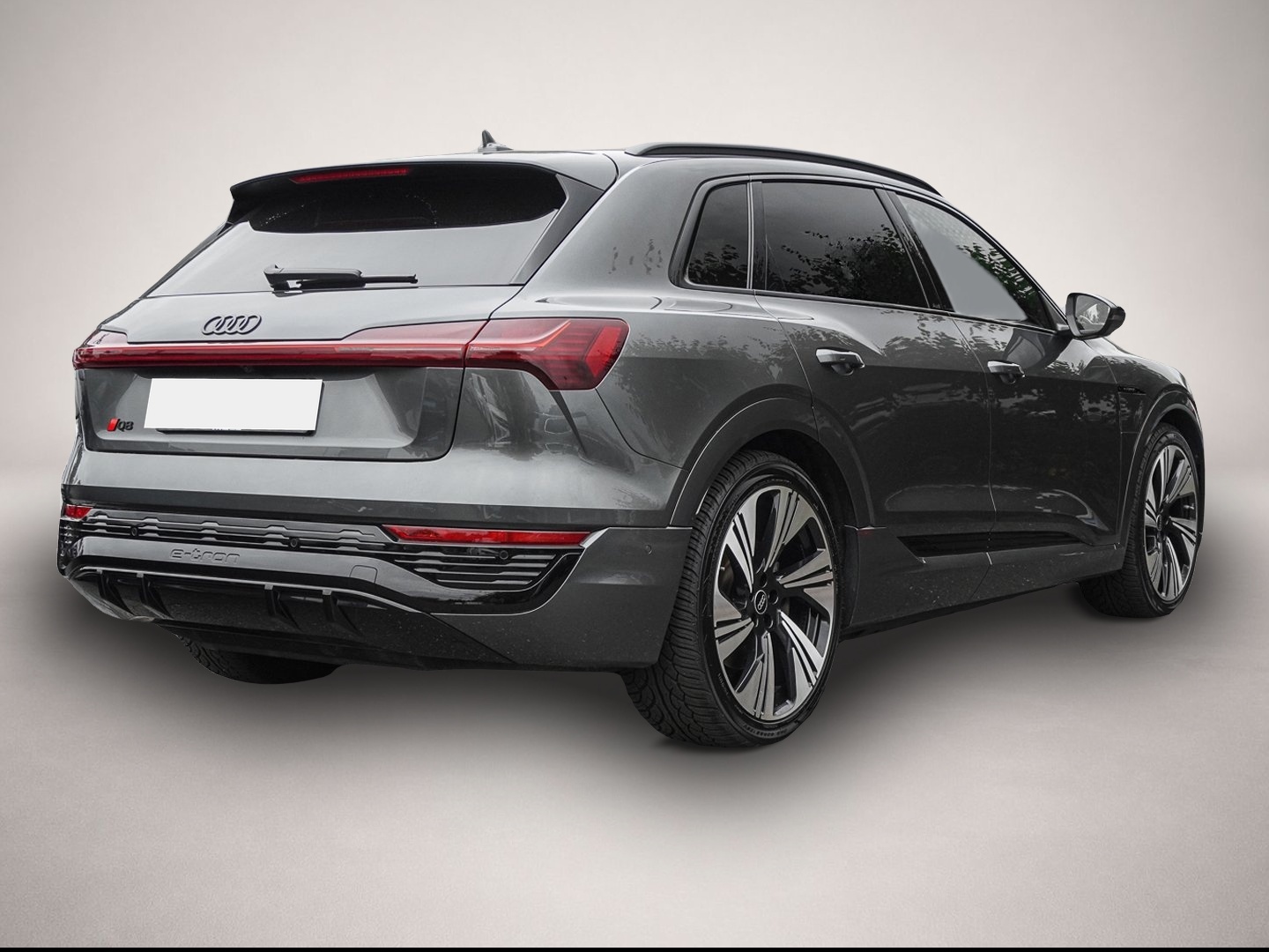 Bild 3 Audi Q8 e-tron 55 quattro S line AHK Pano B&O