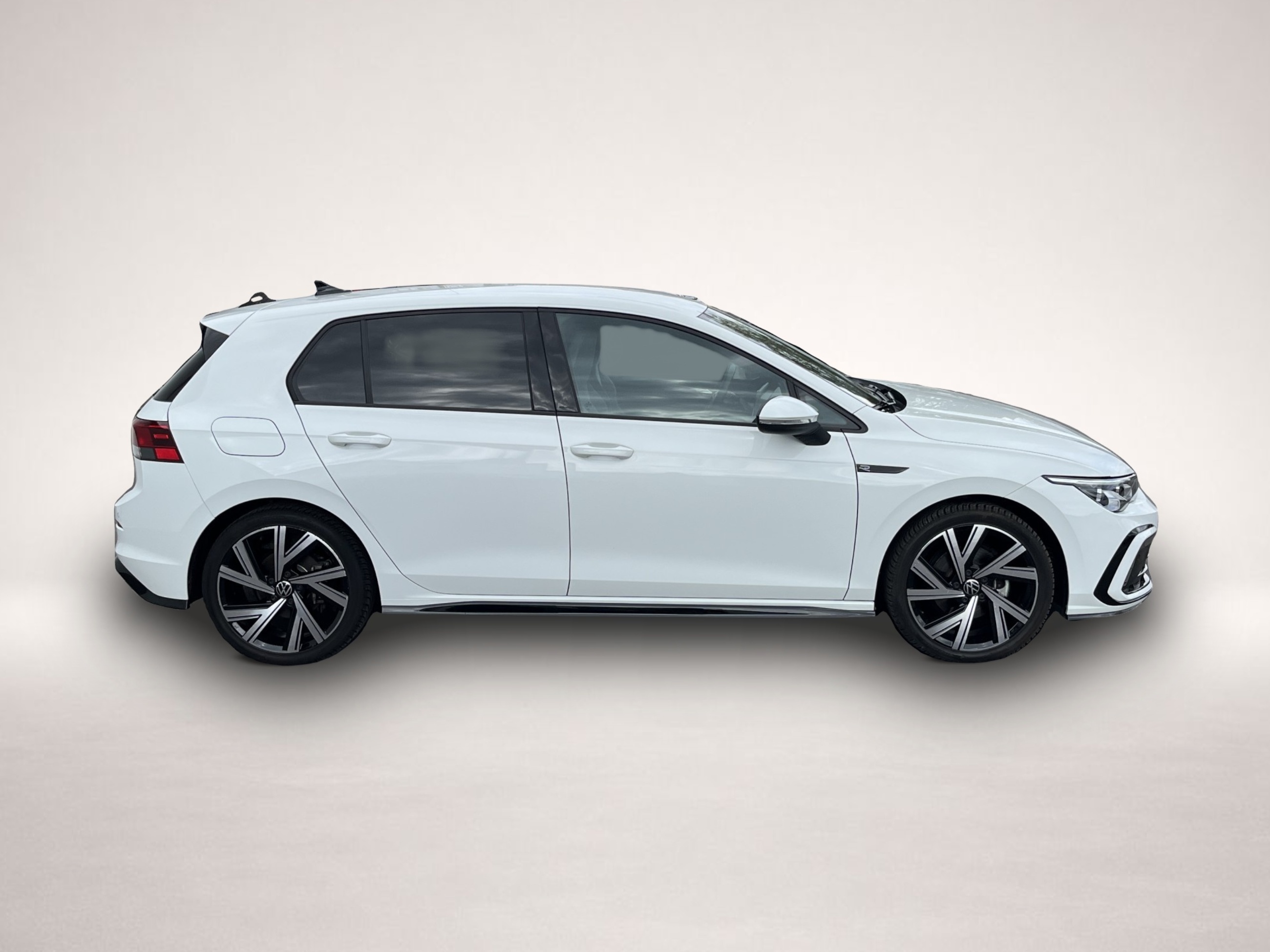 Bild 4 Volkswagen Golf 1.5 TSI DSG R-Line 169¤ m.20% Anz. AHK Navi