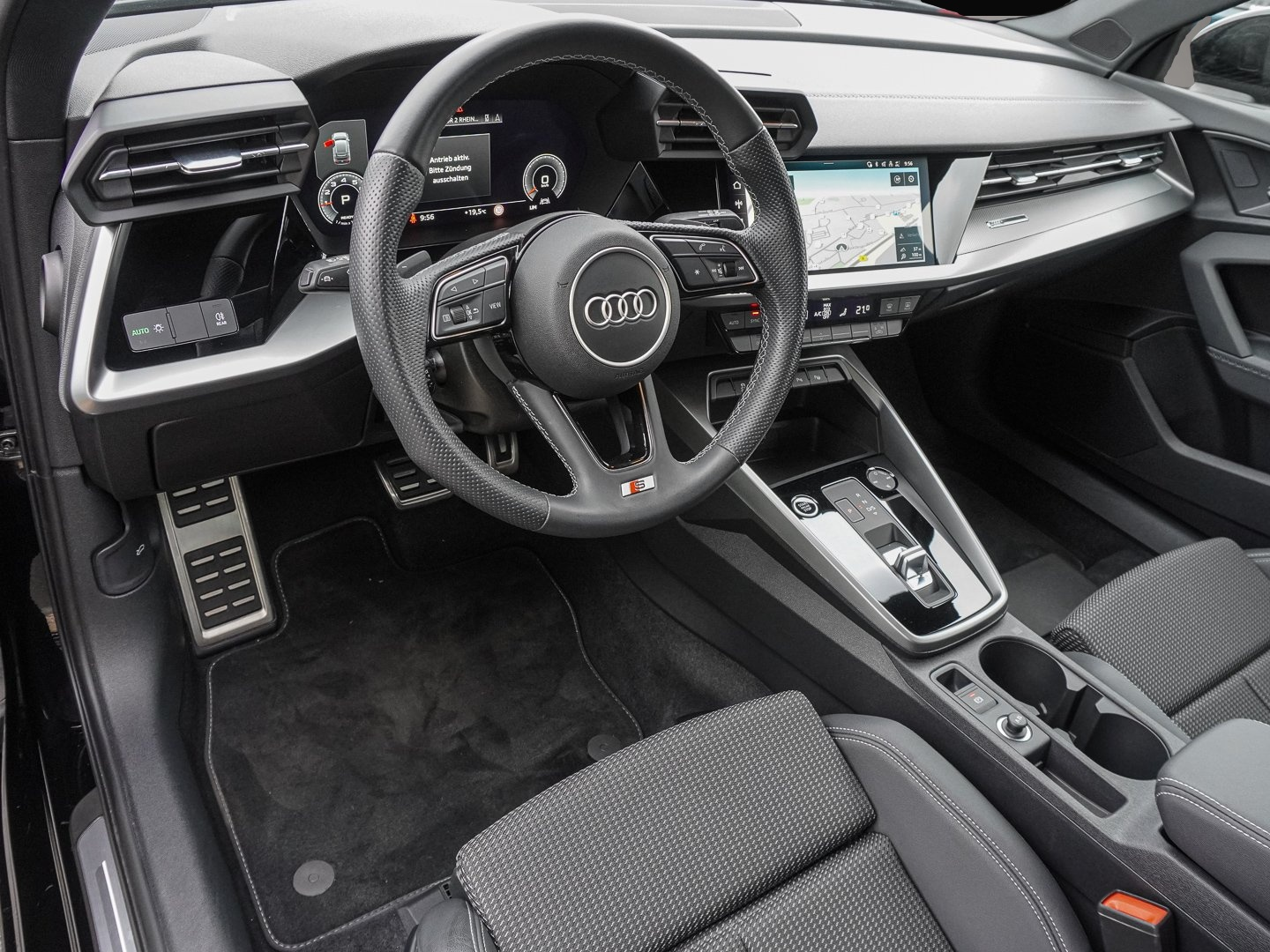 Bild 7 Audi A3 Sportback 35 TFSI S tronic Virtuell Navi Plus