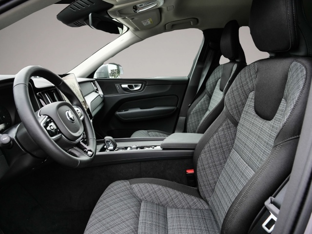 Bild 4 Volvo XC60 FACELIFT Core AWD Digitales Cockpit Soundsy