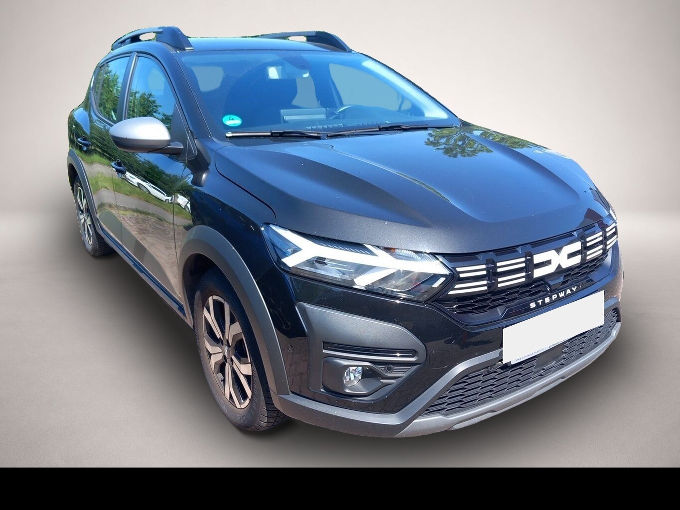 Fotografie des Dacia Sandero Stepway III 1.0 TCe 110 Expression+ Nav