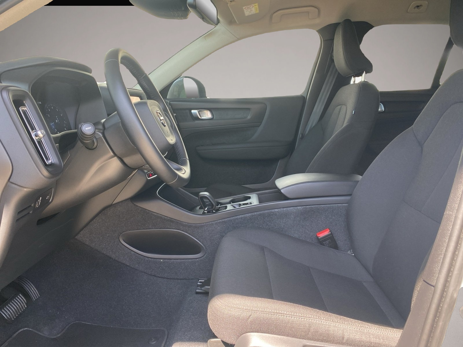Bild 7 Volvo XC40 T2 Essential LED+Fernlichtass.+Kam.+KlimaA