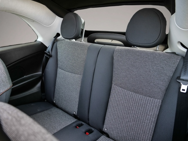 Fotografie 6 des Fiat 500e Icon Navi Apple CarPlay Android Auto Klimaa