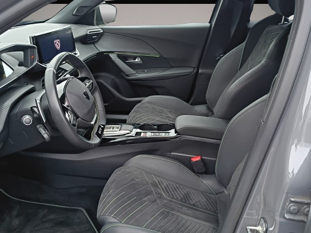 Bild 7 Peugeot 2008 GT PureTech 130 EAT8