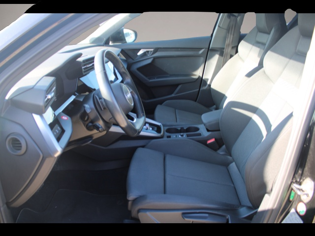 Bild 3 Audi quattro A3 Sportback 40 TDI quattro S-tronic advanced AH