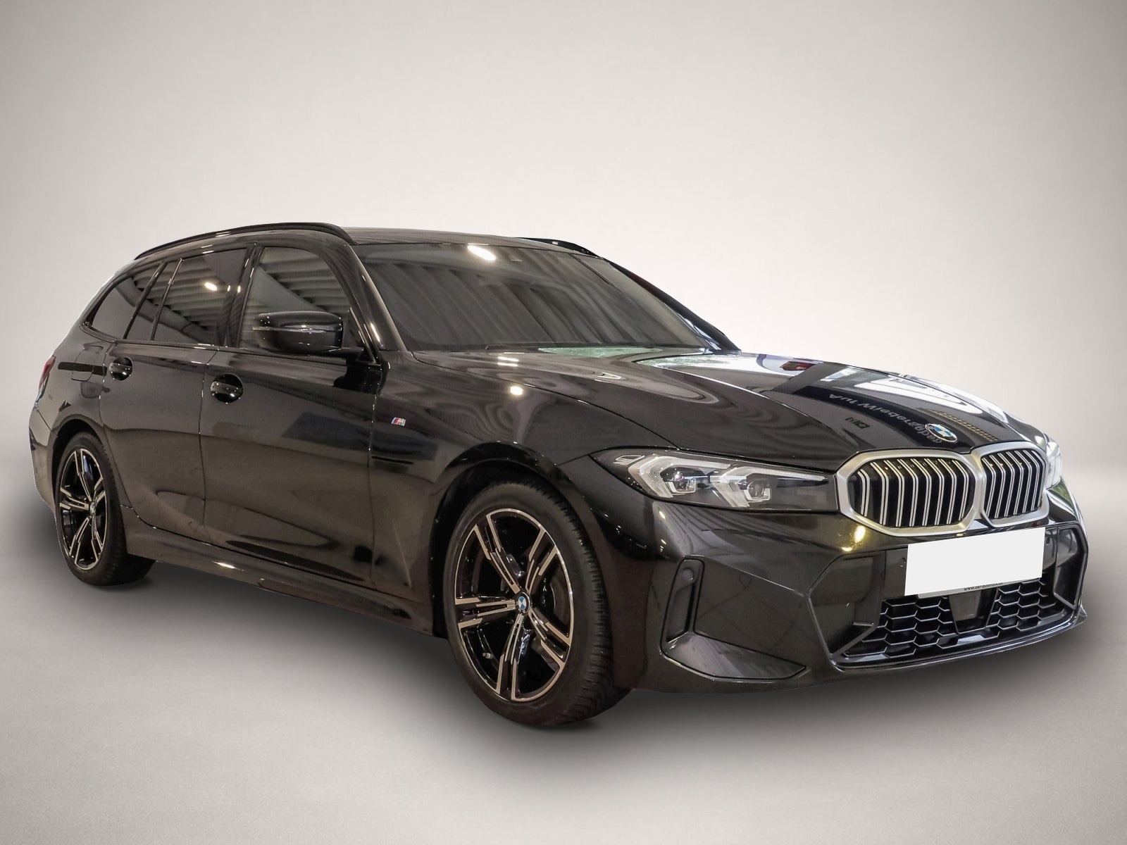 Fotografie 2 des BMW 320 d Touring M Sport-BMW Live Cockpit Plus*AHK*