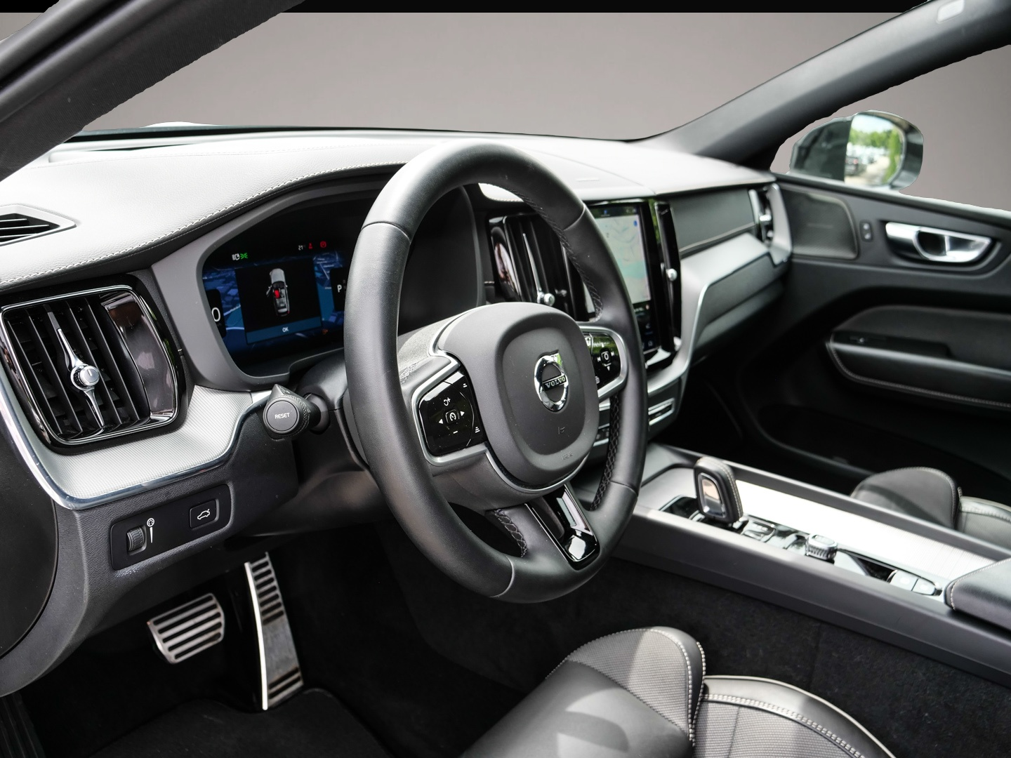 Bild 3 Volvo XC60 R Design 2WD HUD El. Panodach Leder Digital