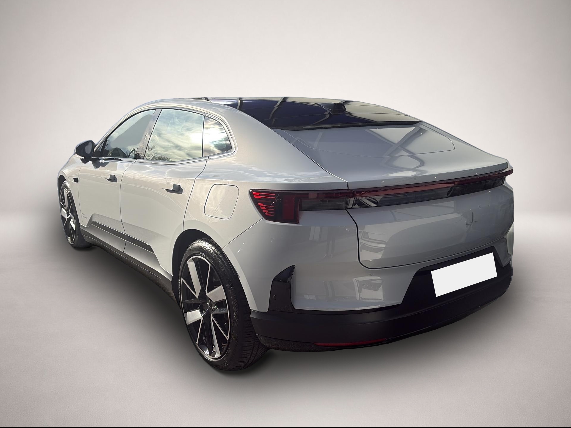 Fotografie 2 des Polestar 4 Long Range Dual PILOT PLUS 21 Bluetooth LED