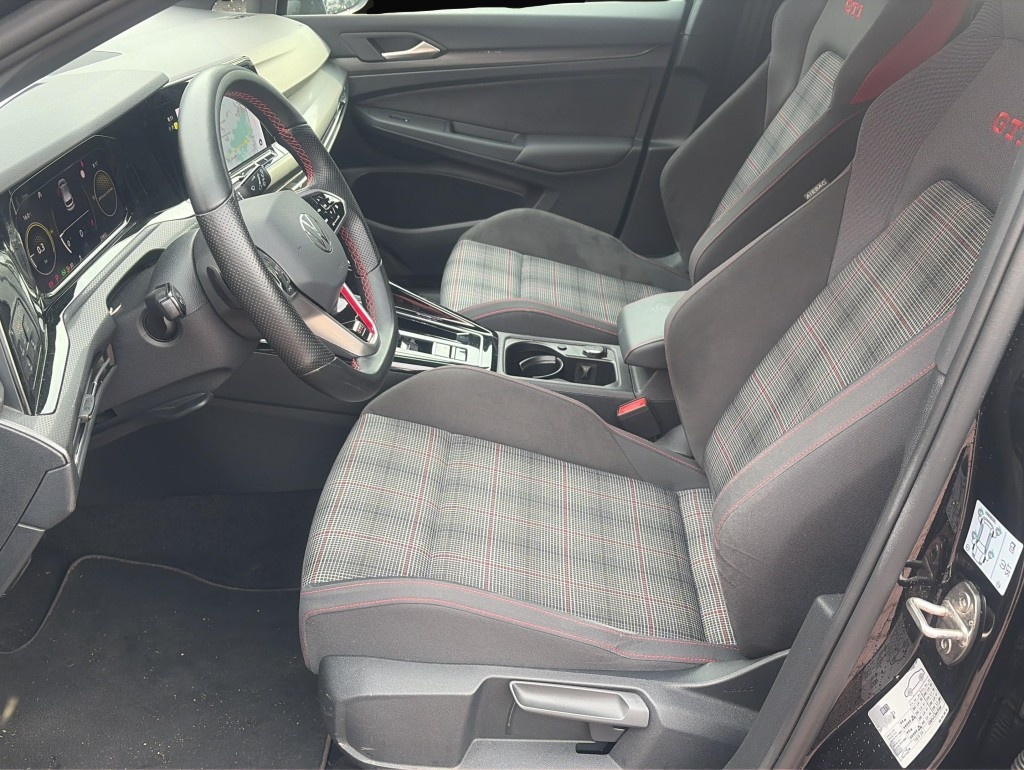 Bild 6 Volkswagen Golf 2.0 TSI DSG GTI Black Style*KeyGo*Navi*ACC