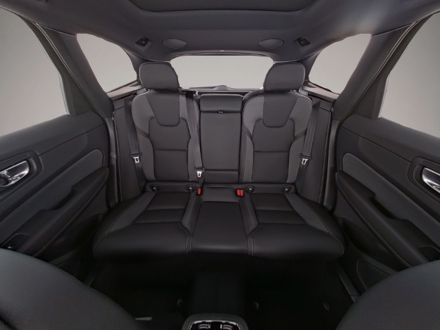 Bild 5 Volvo XC60 Ultra Dark AWD HUD AD Digitales Cockpit Mem