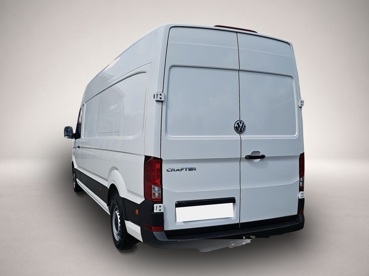 Fotografie 2 des Volkswagen CRAFTER 35 TDI L4H3 FWD NAVI KLIMA 3-SITZER PDC