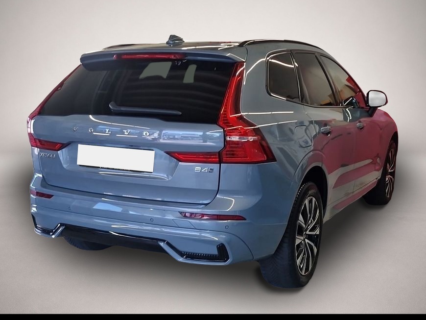 Fotografie 2 des Volvo XC60 B4 D AWD Plus Dark STDHZG * LICHTPAKET