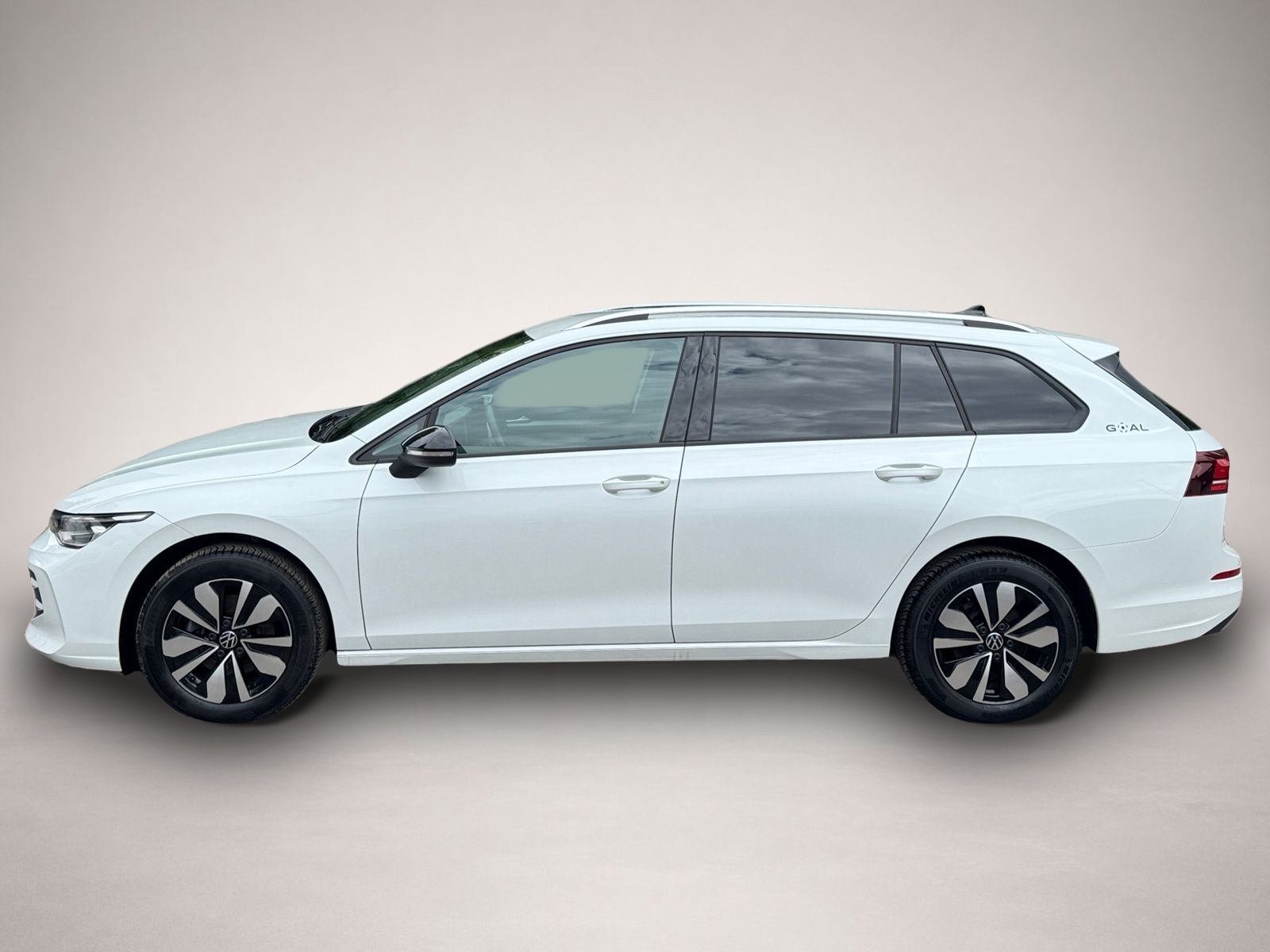 Bild 2 Volkswagen Golf VIII Variant 1.5 TSI Goal *AHK*Kamera*App-C