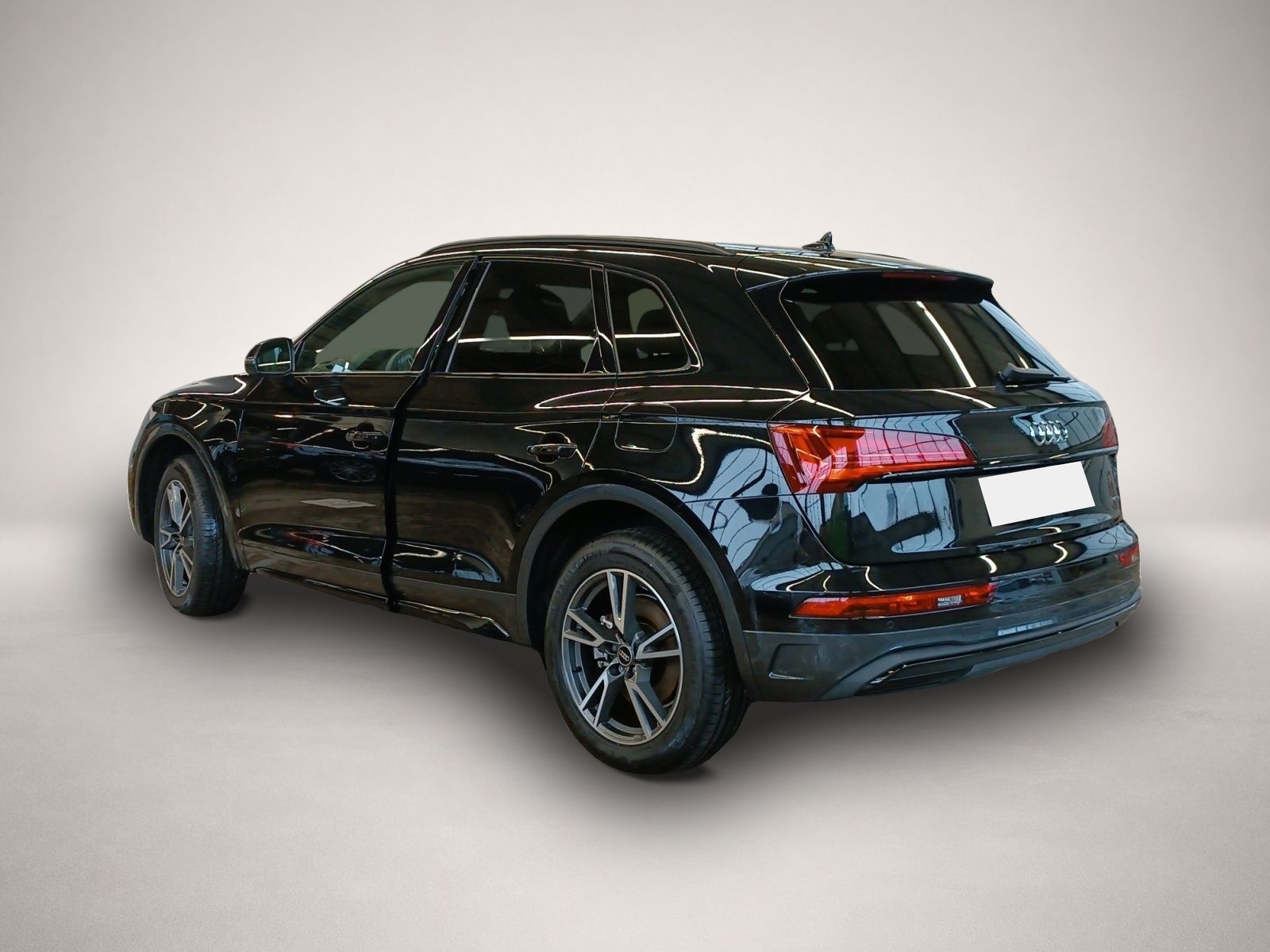 Fotografie 3 des Audi Q5 50 TFSIe qu. advanced Schwarzpaket*19Zoll*Mat