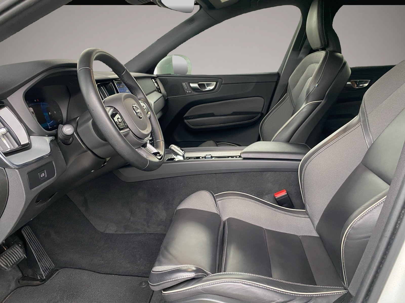 Bild 7 Volvo XC60 B4 (Diesel) Plus Bright LED+Navi+SHZ+360+LM
