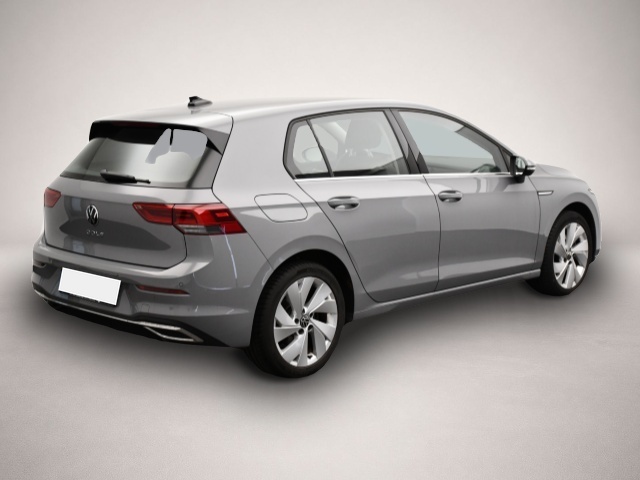 Fotografie des Volkswagen Golf 8 VIII 2.0 TSI DSG Style LED+/Stand/H+K/ACC