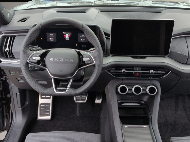 Fotografie 5 des Skoda Kodiaq SPORTLINE 7-Sitze 4x4 TDI*AHK 360°Kam 20*