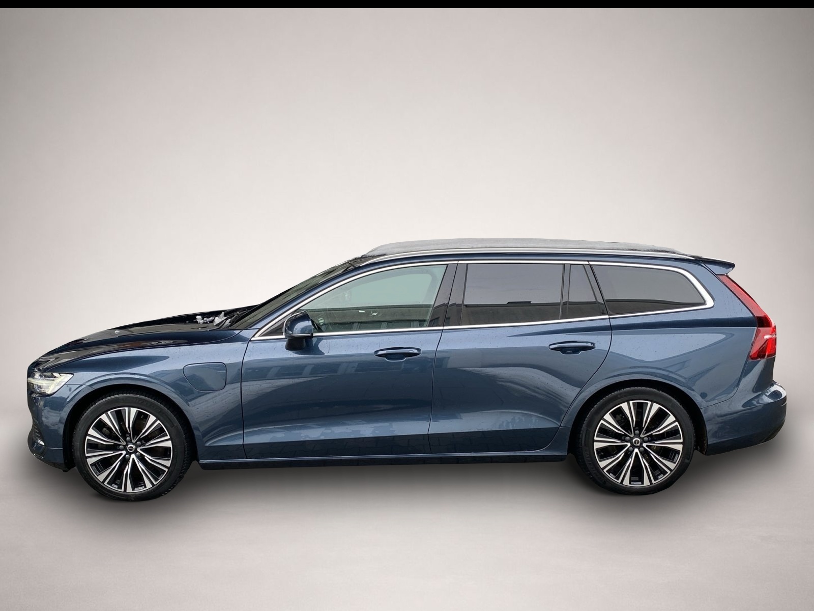 Bild 2 Volvo V60 T8 Plus Bright *WinterP*SHZ*Navi*AHK