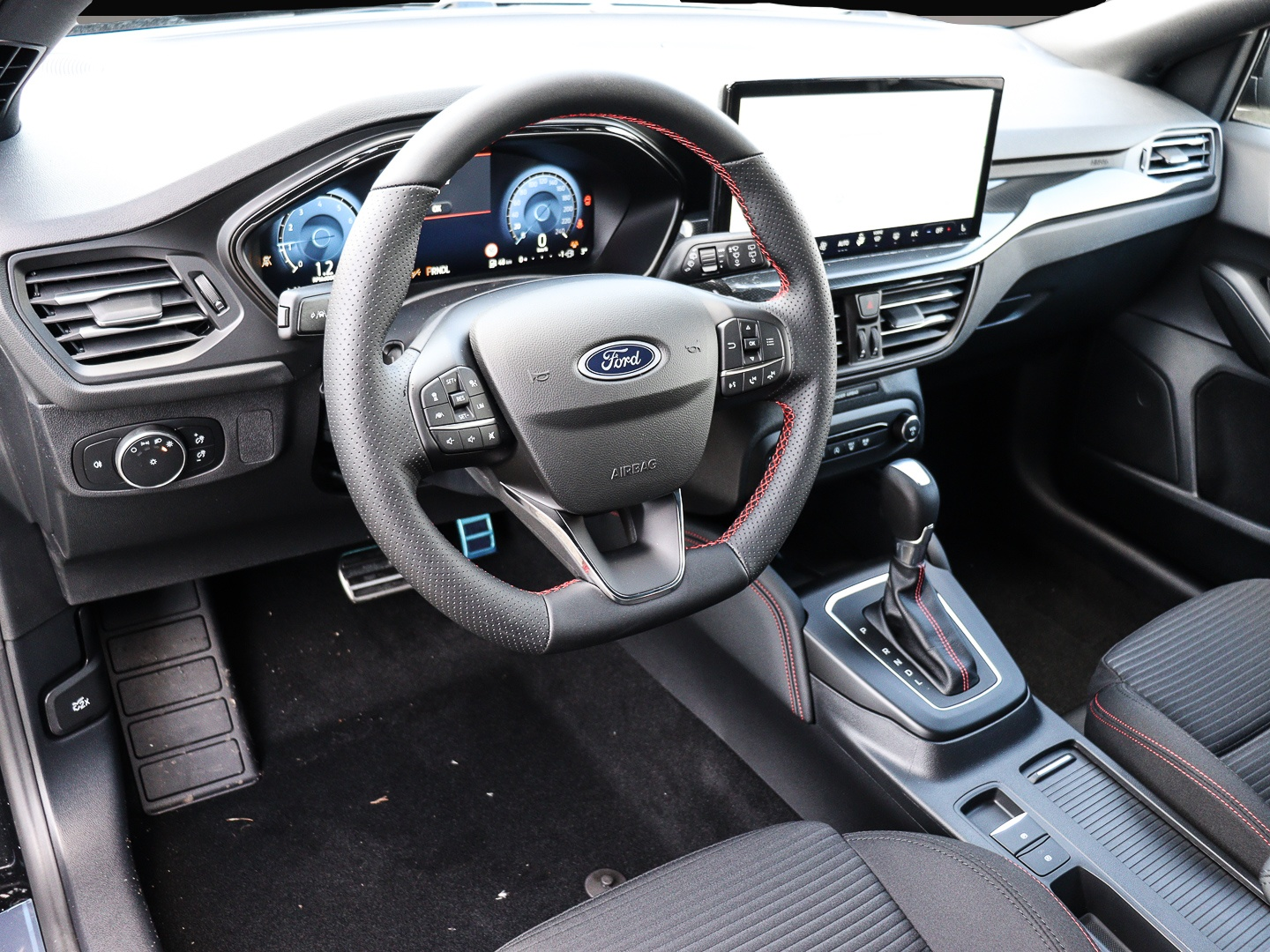 Bild 3 Ford Focus Turnier ST-Line X 155PS Aut. FAP Winter Pa