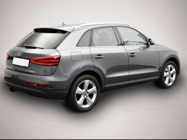 Bild 2 Audi quattro Q3 2.0 TFSI S-tronic quattro Pano /Einparkhi