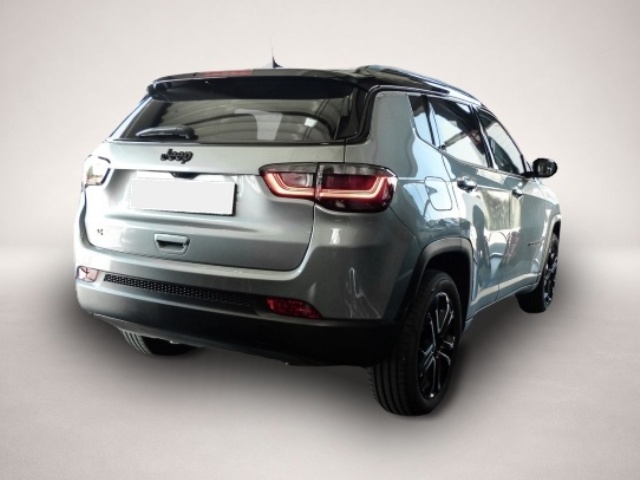 Fotografie 2 des Jeep Compass Upland Plug-In Hybrid 4WD LED ACC Apple