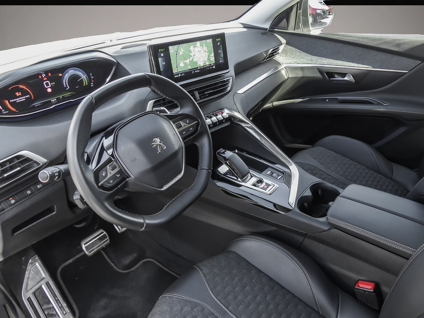 Bild 3 Peugeot 3008 Hybrid 225 Roadtrip 1.6 Plug-In EU6d Navi D