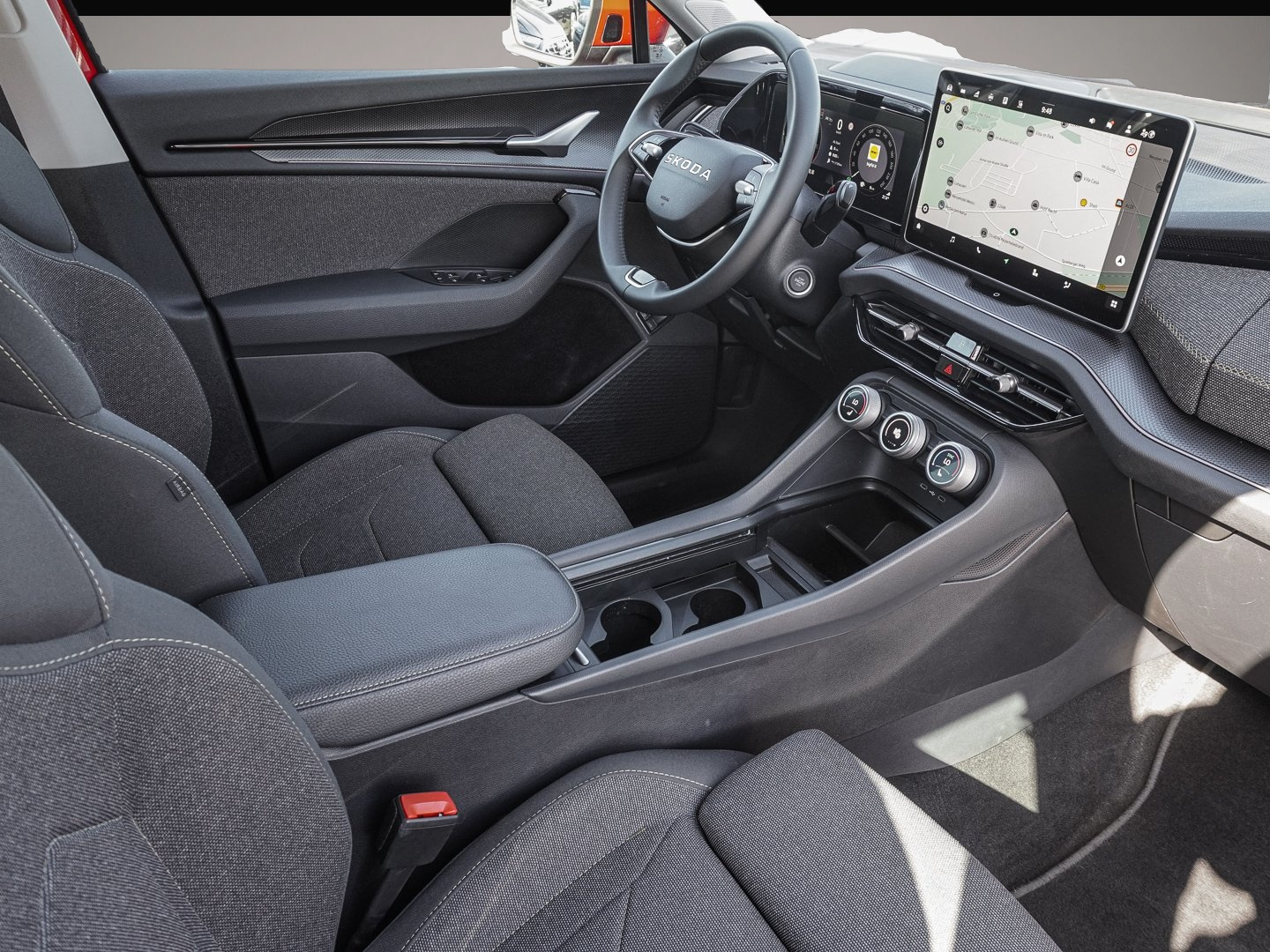 Bild 6 Skoda Kodiaq iV 1.5 TSI eHybrid DSG HUD Matrix Keyless