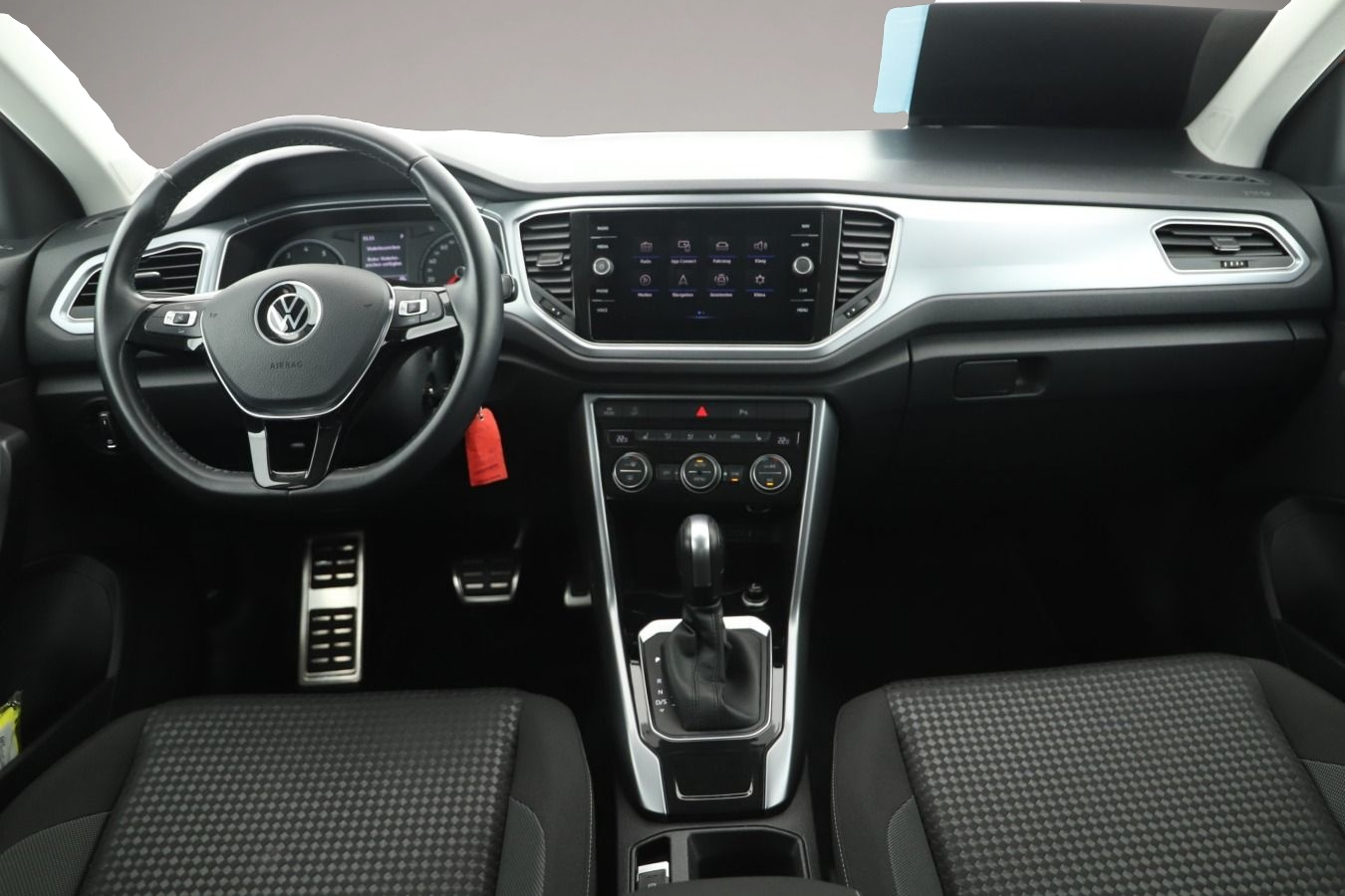 Bild 7 Volkswagen T-Roc 1.5 TSI Active App/Navi