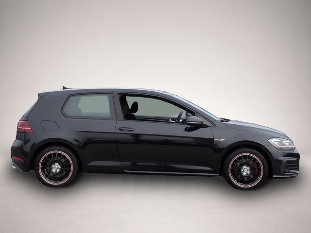 Fotografie Volkswagen Golf GTI VII 2.0TSI*LED SHZ PDCv+h 2-Zon-Klima