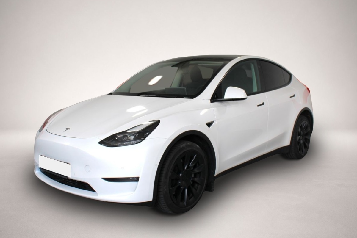 Fotografie Tesla Model Y 1-Gang Automatik