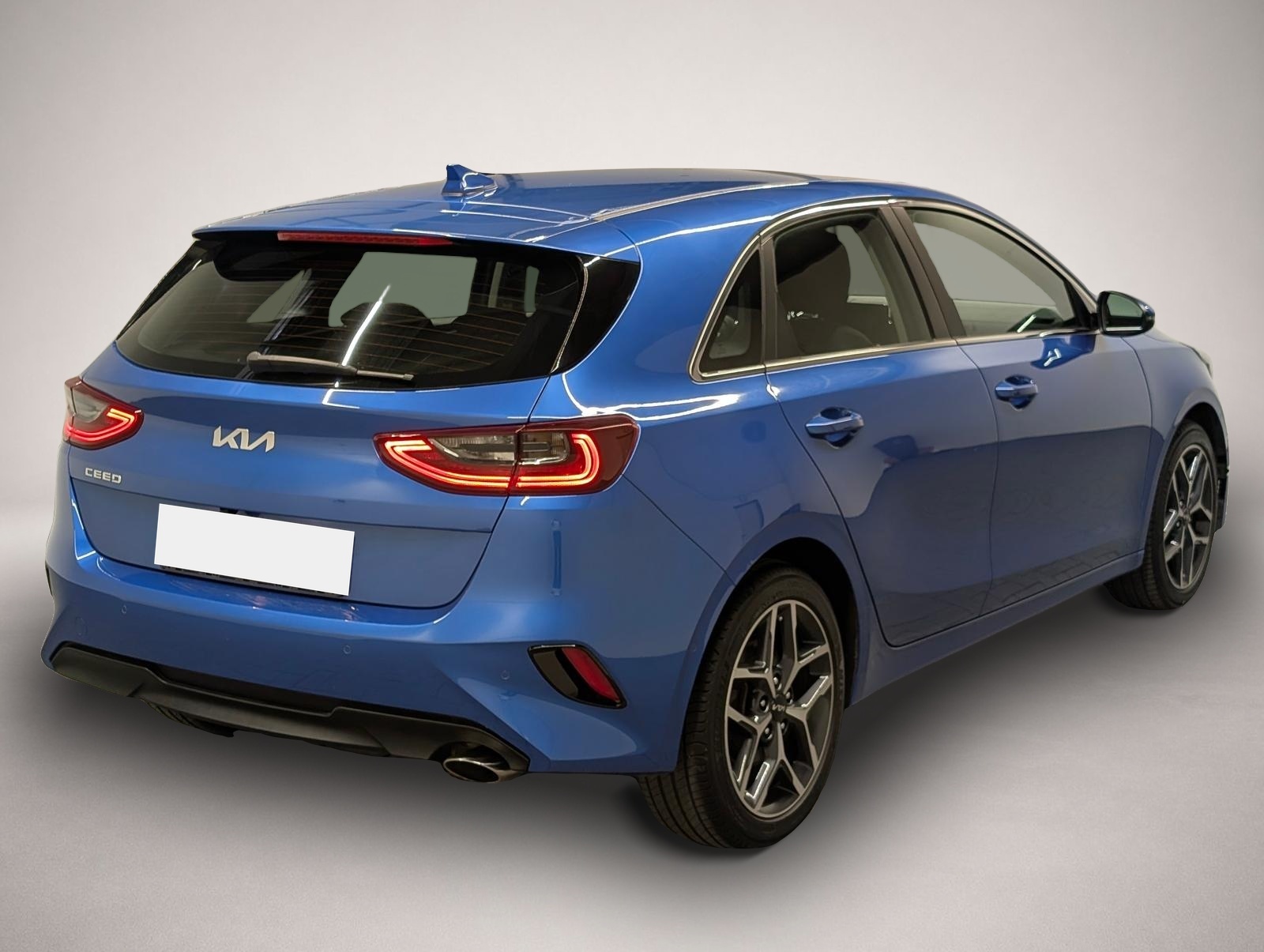Bild 4 Kia cee'd / Ceed Spirit LED/Navi/JBL/SHZ/Kam/AHK/GRA/17-LM