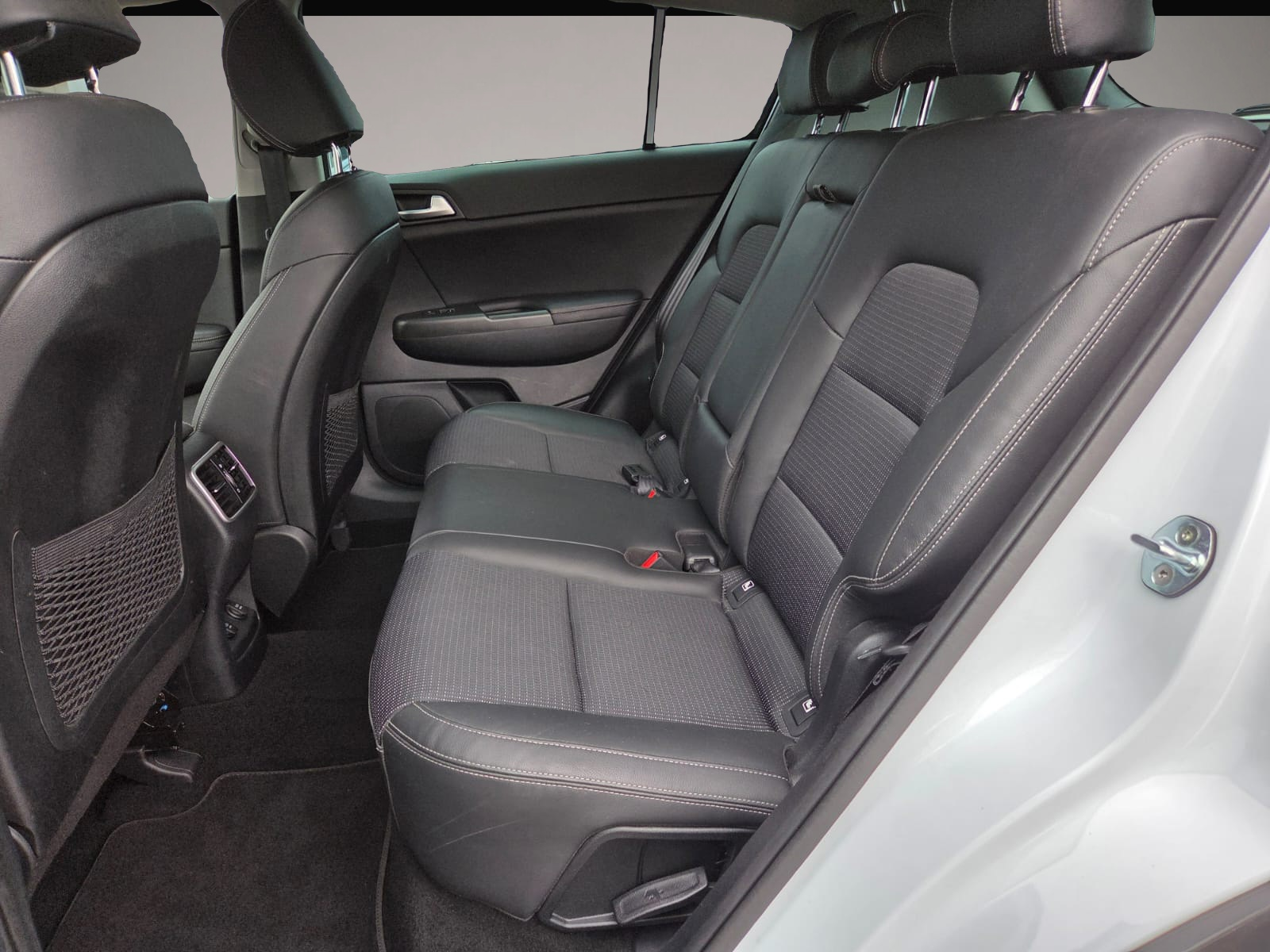 Bild 5 Kia Sportage 2.0D 136 SPI TECH XEN LM NAV KAM PDCv+h
