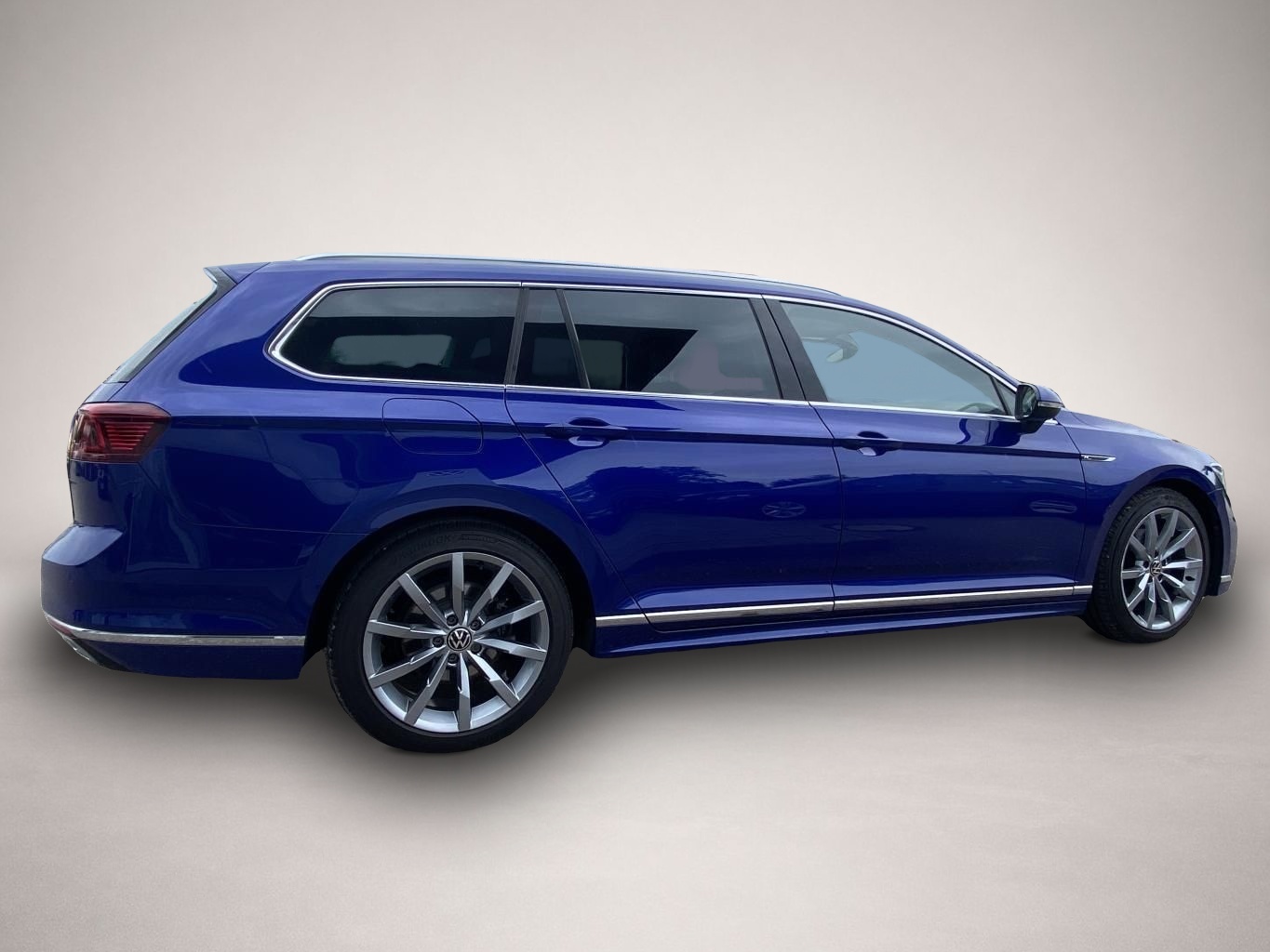 Bild 5 Volkswagen Passat Variant 2.0 TDI DSG ELEGANCE R-LINE STAND