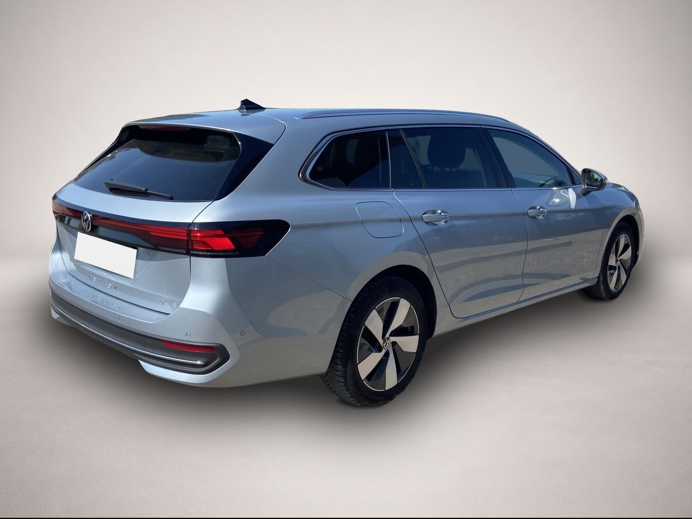 Fotografie 5 des Volkswagen Passat Variant 1.5 TSI DSG BUSINESS Business AHK