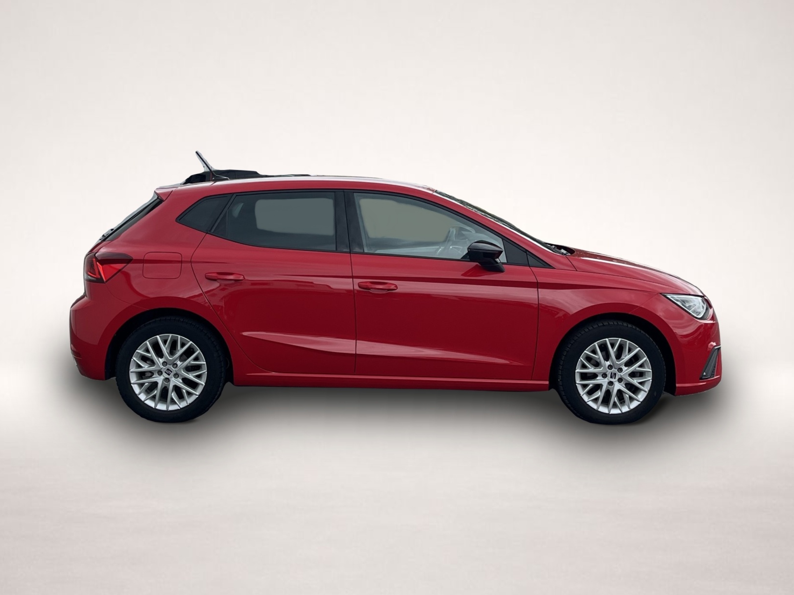 Bild 4 Seat Ibiza 1.0 TSI FR 100¤ m.20% Anz. Navi ACC LED RF