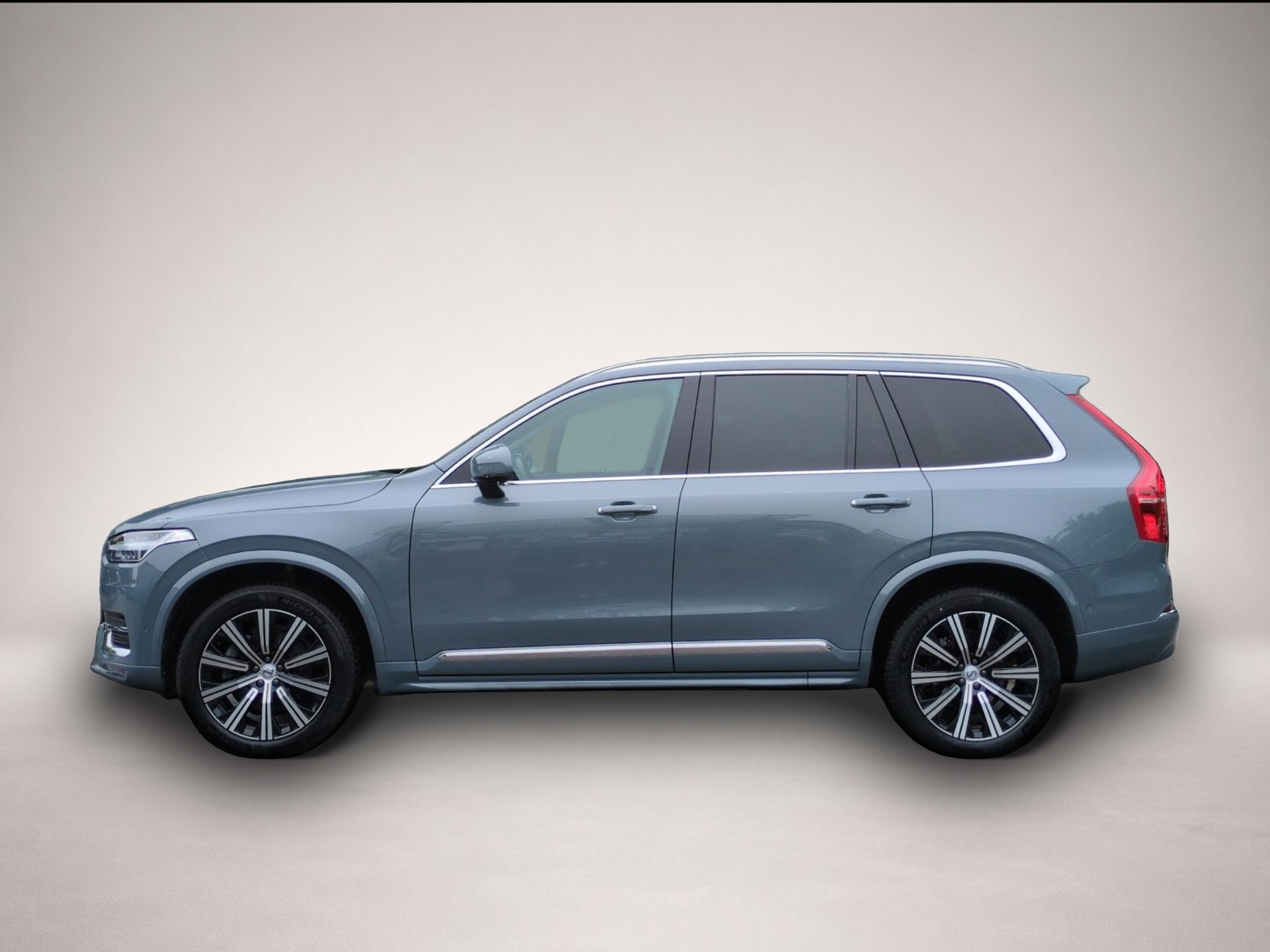 Volvo XC90 XC90 B5 (Diesel) Plus Bright AWD Automatik 7-Sit - Thumbnail 6
