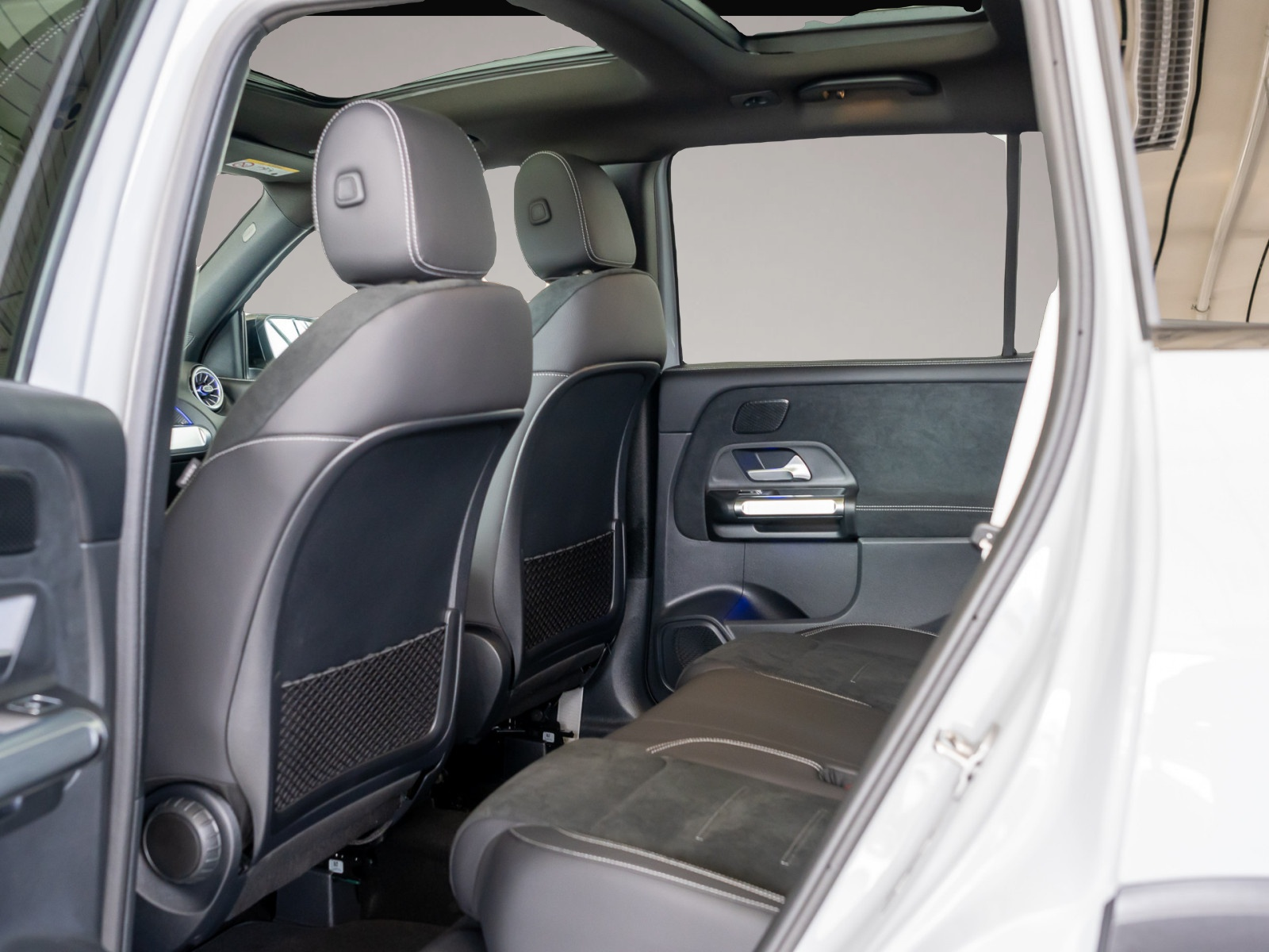 Bild 4 Mercedes-Benz GLB 200