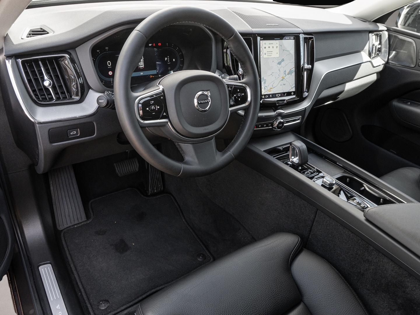 Bild 7 Volvo XC60 Plus Dark 2WD Digitales Cockpit Memory Sitz