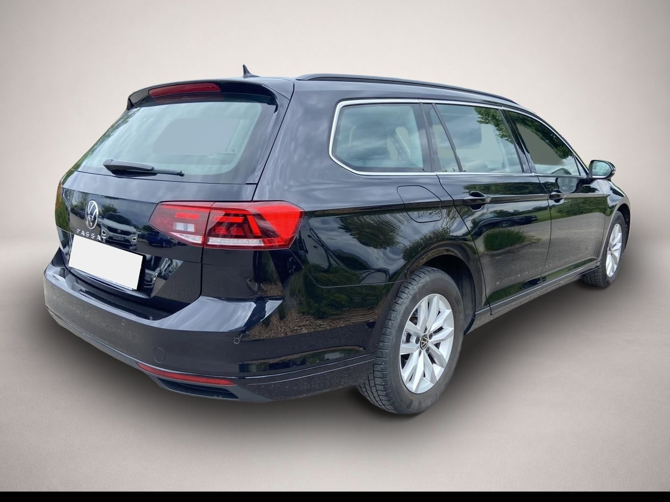 Bild 5 Volkswagen Passat Variant 2.0 TDI DSG Business AHK+APP-CONN