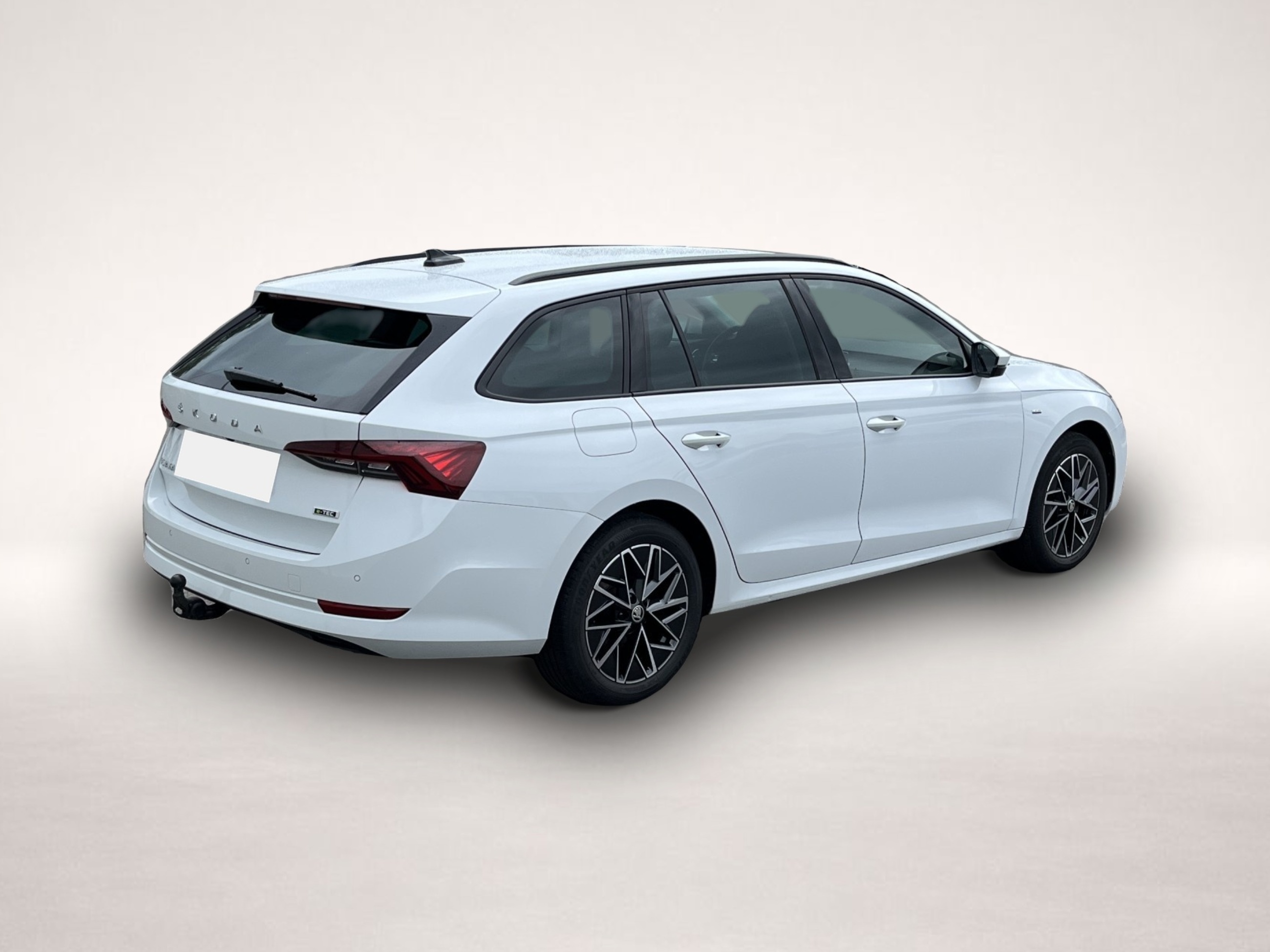 Bild 6 Skoda Octavia Combi 1.5 TSI DSG Blackline Clever AHK N