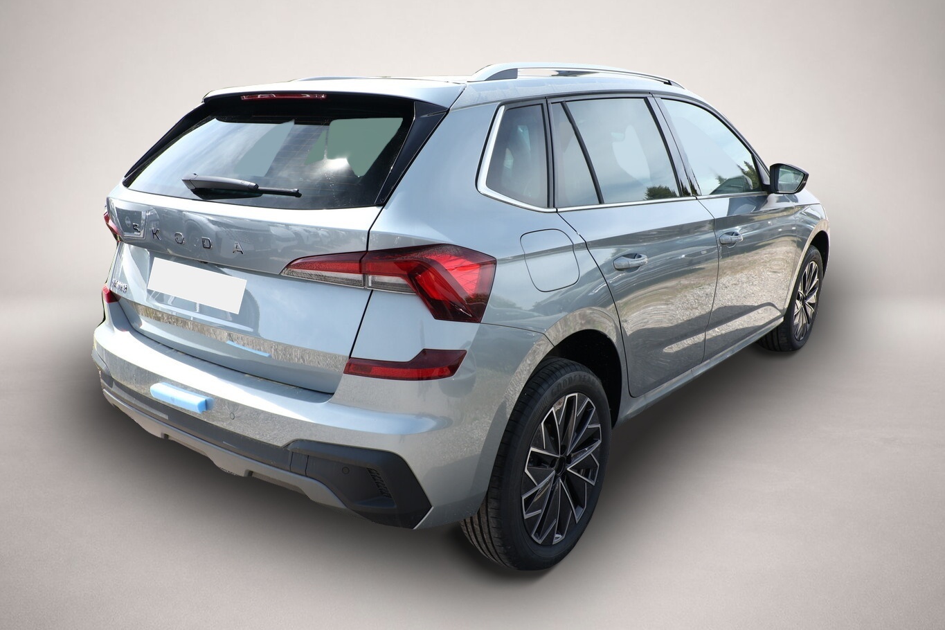 Bild 3 Skoda Kamiq DSG Dynamic Pano ACC SideA Kam Kessy SHZ